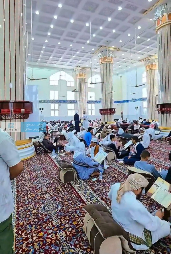 عدن تتزين بالقرآن 440 حافظ ا وحافظة يجتمعون لتسميع كتاب الله عدن تتزين بالقرآن 440 حافظ ا وحافظة يجتمعون لتسميع كتاب الله