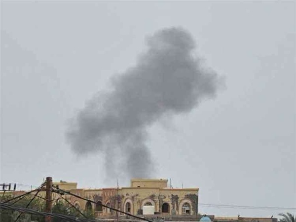 الحوثيون يفرجون عن سجناء جنائيين ويحشدونهم للقتال في الجبهات