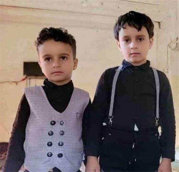 مصرع طفلين شقيقين دهس ا بطقم حو ثي في حادث مروع مصرع طفلين شقيقين دهس ا بطقم حو ثي في حادث مروع