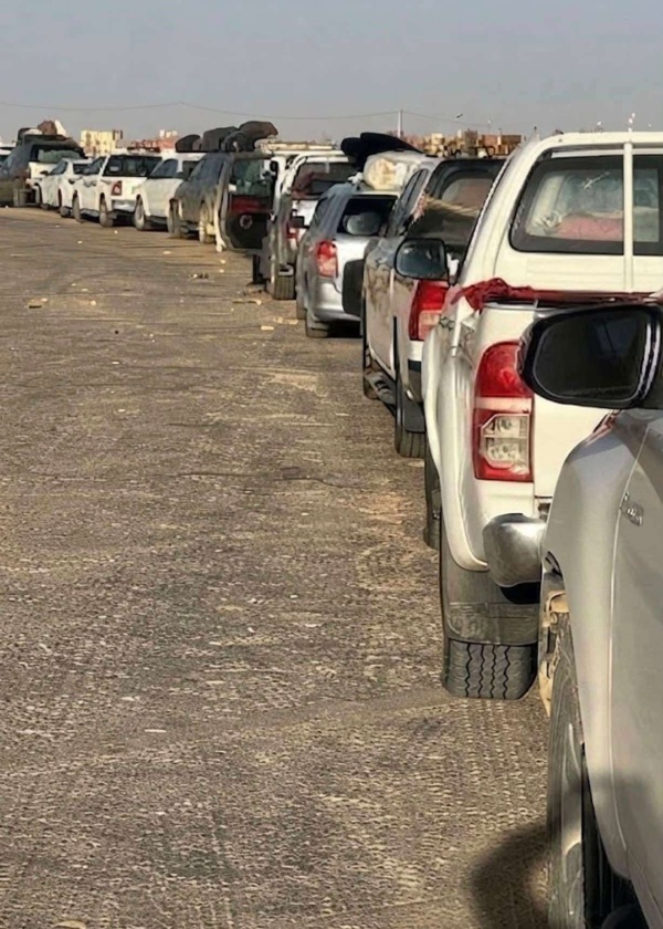 ازدحام كبير في منفذ الوديعة ازدحام كبير في منفذ الوديعة
