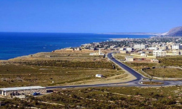 سقطرى تراجع الكهرباء والمياه يفاقم معاناة الأهالي سقطرى تراجع الكهرباء والمياه يفاقم معاناة الأهالي
