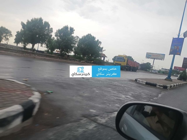 بالصور أمطار تهطل على مدينة عدن بالصور أمطار تهطل على مدينة عدن