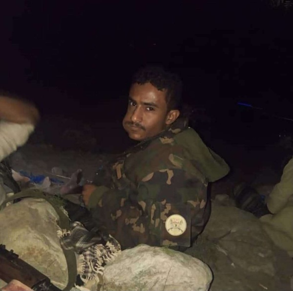 استشهاد نجل شقيق الشيخ عصام هزاع في جبهة كهبوب استشهاد نجل شقيق الشيخ عصام هزاع في جبهة كهبوب