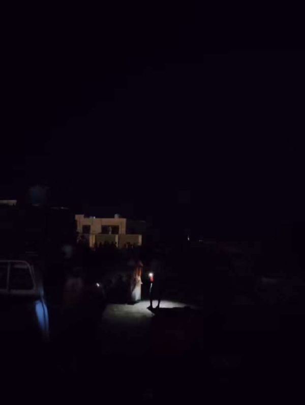 حضرموت سقوط مقذوف مجهول قرب مركز الأمل في بروم والأجهزة الأمنية تطوق الموقع حضرموت سقوط مقذوف مجهول قرب مركز الأمل في بروم والأجهزة الأمنية تطوق الموقع