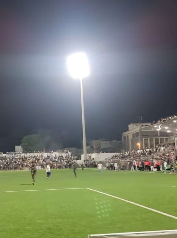 عاجل إطلاق نار خلال مباراة وحدة عدن وتضامن حضرموت في ملعب الحبيشي