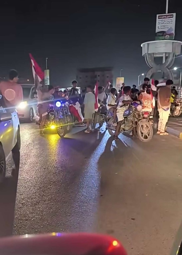 عاجل احتفالات واسعة في المكلا بذكرى ثورة 26 سبتمبر عاجل احتفالات واسعة في المكلا بذكرى ثورة 26 سبتمبر