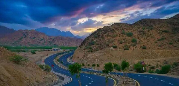 عاجل الحو ثي يصفي 5 مدنيين في موزع بعد رفضهم لهذا الأمر عاجل الحو ثي يصفي 5 مدنيين في موزع بعد رفضهم لهذا الأمر