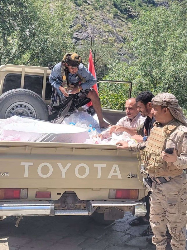رغم القصف وصول إلى جبهة الأحطوب لتقديم الغذاء للمقاتلين نصر بعزة أو شهادة بكرامة