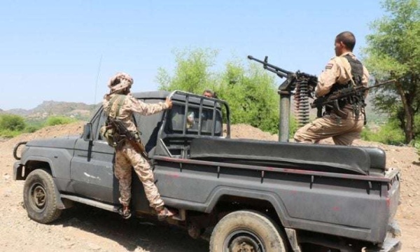 مصدر يوضح حقيقة منع الذخيرة عن جبهات تعز مصدر يوضح حقيقة منع الذخيرة عن جبهات تعز