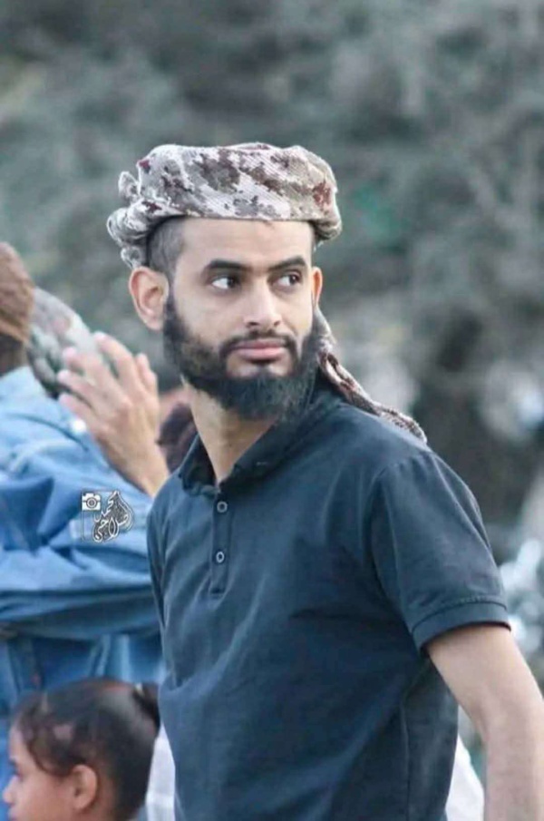 عاجل استشهاد قيادي من الضالع في جبهة الساحل الغربي عاجل استشهاد قيادي من الضالع في جبهة الساحل الغربي
