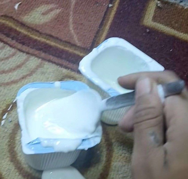 مواطنون يتفاجأون بتغي ر قوام الزبادي ويطالبون بتوضيح الأسباب مواطنون يتفاجأون بتغي ر قوام الزبادي ويطالبون بتوضيح الأسباب