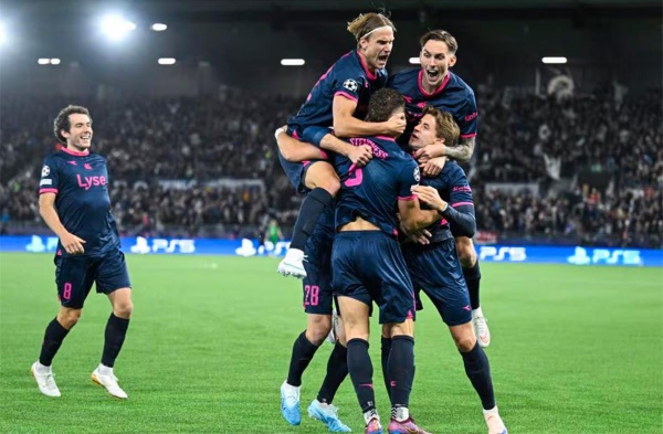 فيديو فايكنج يصدم بايرن ميونخ وآرسنال يتخطى ليل بثلاثية في دوري أبطال أوروبا فيديو فايكنج يصدم بايرن ميونخ وآرسنال يتخطى ليل بثلاثية في دوري أبطال أوروبا