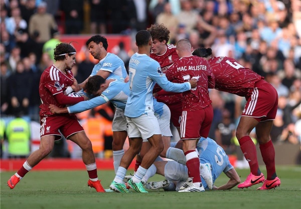 مانشستر سيتي يخرق قاعدة جديدة في الدوري الإنجليزي بسبب مباراة ليفربول مانشستر سيتي يخرق قاعدة جديدة في الدوري الإنجليزي بسبب مباراة ليفربول