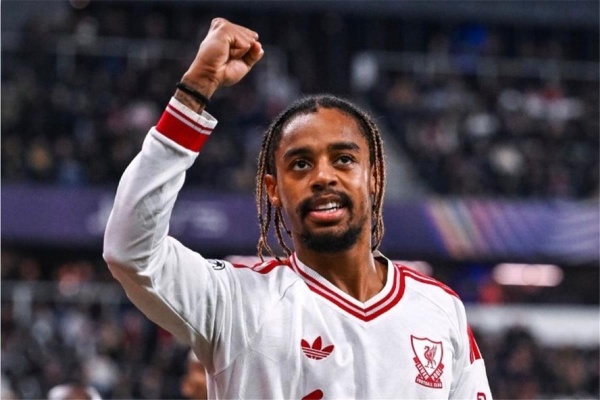 بعد هاتريك لاسك باركولا يجاور محمد صلاح في قائمة تاريخية لـ ليفربول بعد هاتريك لاسك باركولا يجاور محمد صلاح في قائمة تاريخية لـ ليفربول