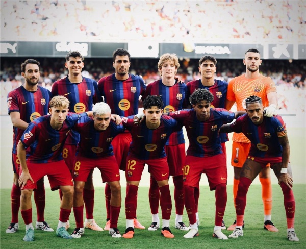 مقابل 70 مليون يورو باريس سان جيرمان يرغب في التعاقد مع لاعب برشلونة