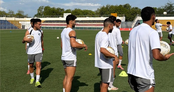 بيراميدز ينهي استعداداته لمواجهة المريخ بنتيو في دوري أبطال إفريقيا بيراميدز ينهي استعداداته لمواجهة المريخ بنتيو في دوري أبطال إفريقيا
