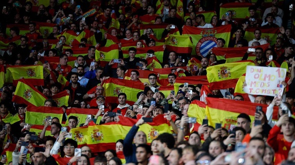 عاجل ورسمي ا فيفا يعاقب إسبانيا بسبب أحداث مباراة مصر والاتحاد يرد بقوة