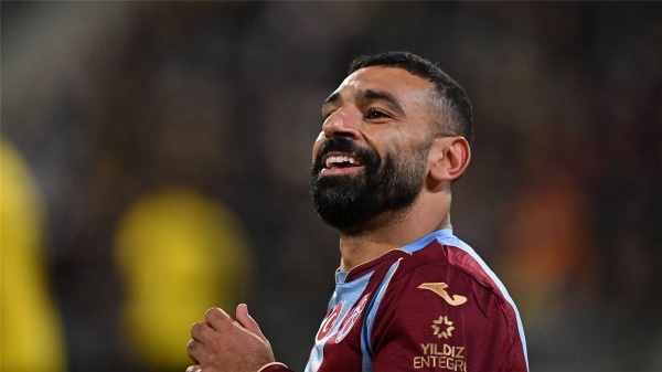 فيديو ليفربول يغازل محمد صلاح بعد تألقه في مباراة طرابزون سبور وكوبس