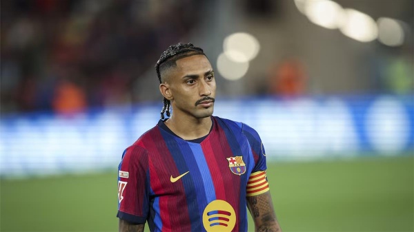 برشلونة يترقب ضربة جديدة بشأن رافينها برشلونة يترقب ضربة جديدة بشأن رافينها