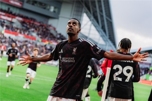 فيديو ليفربول يقلب الطاولة على برينتفورد ويحقق انتصار ا مثير ا في الدوري الإنجليزي فيديو ليفربول يقلب الطاولة على برينتفورد ويحقق انتصار ا مثير ا في الدوري الإنجليزي