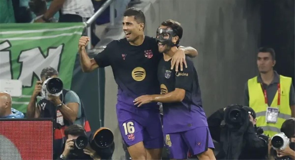 شكوك حول جاهزية ثلاثي برشلونة لمباراة باريس سان جيرمان
