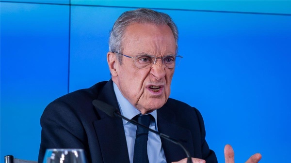 بيريز يحدد خليفة مورينيو حال إقالته من تدريب ريال مدريد بيريز يحدد خليفة مورينيو حال إقالته من تدريب ريال مدريد