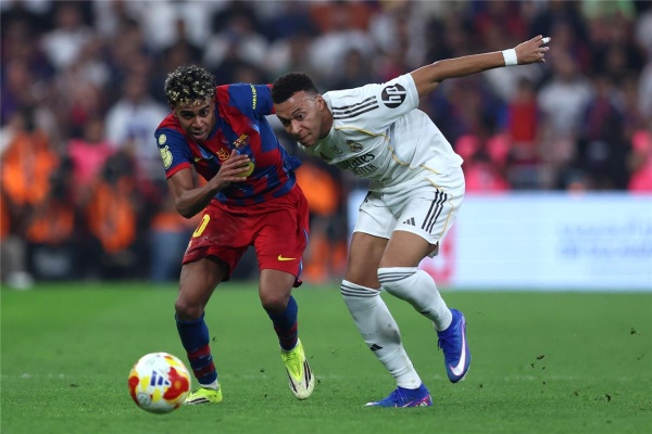 تمت المهمة بنجاح الكشف عن الحكم المحتمل لمباراة برشلونة وريال مدريد تمت المهمة بنجاح الكشف عن الحكم المحتمل لمباراة برشلونة وريال مدريد