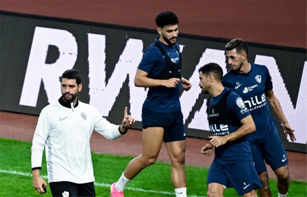 مران الزمالك معتمد جمال يصحح الأخطاء وتدريبات بدنية استعداد ا لمباراة بترول أسيوط مران الزمالك معتمد جمال يصحح الأخطاء وتدريبات بدنية استعداد ا لمباراة بترول أسيوط
