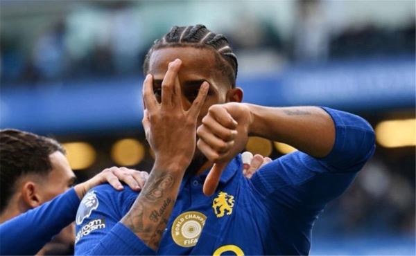 ترتيب هدافي الدوري الإنجليزي بعد ثنائية جواو بيدرو أمام بورنموث ترتيب هدافي الدوري الإنجليزي بعد ثنائية جواو بيدرو أمام بورنموث