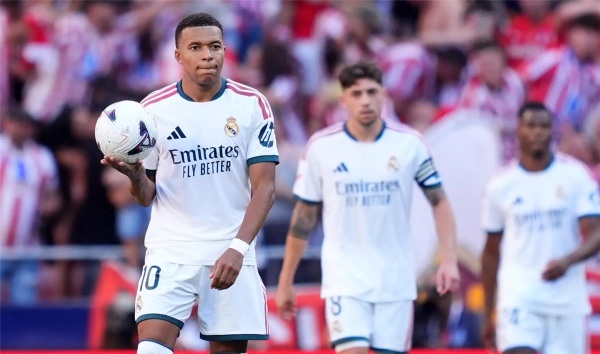 تشكيل ريال مدريد أمام فياريال في الدوري الإسباني موقف مبابي وفينيسيوس