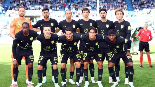 بـ10 لاعبين أتلتيكو مدريد يواصل الضغط على برشلونة بفوز قاتل أمام ألافيس بالليجا