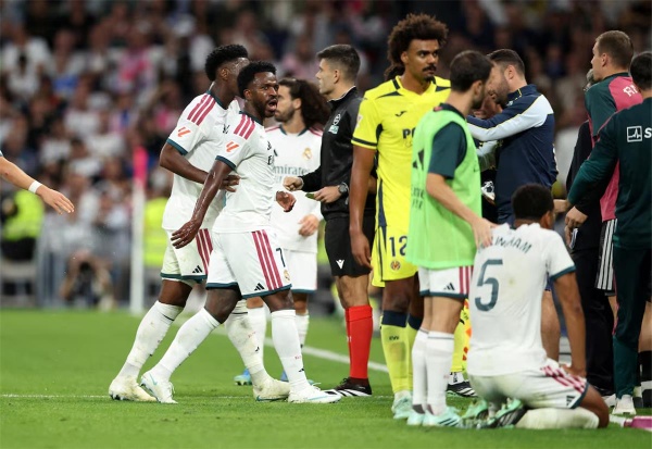 أتلتيكو مدريد ينتظر عقوبة فينيسيوس بعد طرده أمام فياريال أتلتيكو مدريد ينتظر عقوبة فينيسيوس بعد طرده أمام فياريال