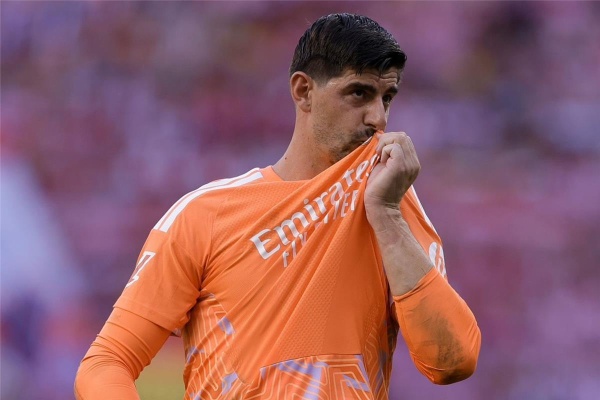 كورتوا تألمنا كثير ا من برشلونة وحان وقت الانتقام كورتوا تألمنا كثير ا من برشلونة وحان وقت الانتقام