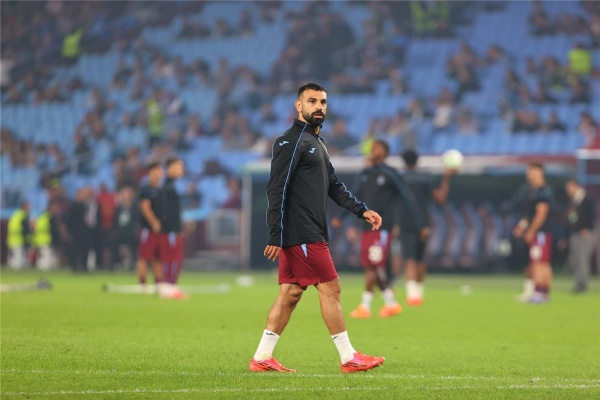 لاعب هارتس عانيت أمام محمد صلاح صاحب اللمسات المذهلة وتعلمت هذا الدرس لاعب هارتس عانيت أمام محمد صلاح صاحب اللمسات المذهلة وتعلمت هذا الدرس