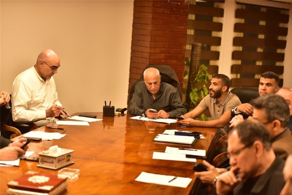 شوبير يفتح النار على إدارة الزمالك لم يعتادوا على التصويت و3 اجتماعات بلا قرارات شوبير يفتح النار على إدارة الزمالك لم يعتادوا على التصويت و3 اجتماعات بلا قرارات