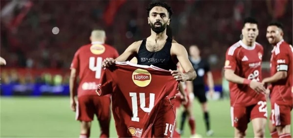 فيديو حسين الشحات يسجل هدف الأهلي الثالث أمام كيتارا فيديو حسين الشحات يسجل هدف الأهلي الثالث أمام كيتارا