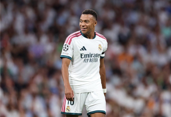 ليكيب ريال مدريد يرفض مساعدة تيباس في أزمة مبابي مع الصين
