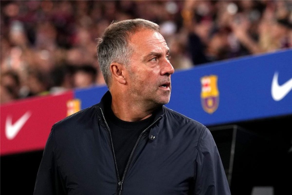 ثنائي برشلونة يطرقان أبواب فليك قبل مواجهة برشلونة وديبورتيفو ألافيس ثنائي برشلونة يطرقان أبواب فليك قبل مواجهة برشلونة وديبورتيفو ألافيس