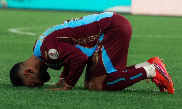بجوار تريزيجيه محمد صلاح يحقق رقم قياسي بعد هدفه أمام بشكتاش
