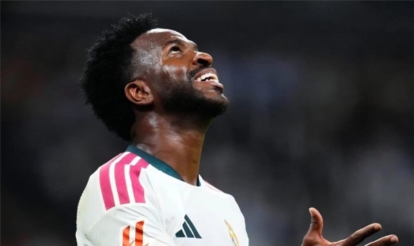 فينيسيوس يبصم على إحصائية كارثية في مباراة ريال مدريد ولايبزيج فينيسيوس يبصم على إحصائية كارثية في مباراة ريال مدريد ولايبزيج