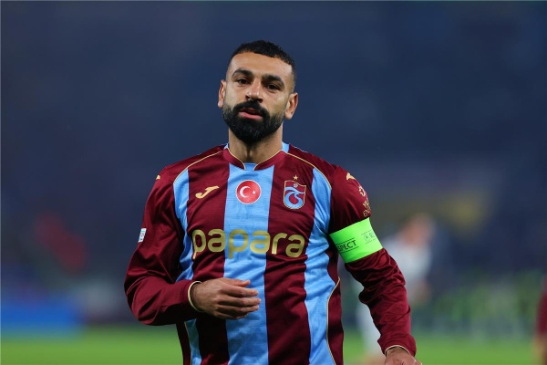 ماذا قدم محمد صلاح في مباراة طرابزون سبور وهارتس بـ دوري المؤتمر الأوروبي