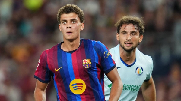 فيديو حمزة عبد الكريم يتلقى دفعة إيجابية قبل مباراة برشلونة وريال مدريد فيديو حمزة عبد الكريم يتلقى دفعة إيجابية قبل مباراة برشلونة وريال مدريد
