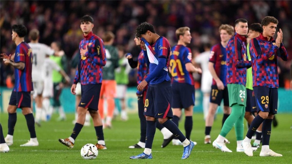 تشكيل برشلونة المتوقع أمام ألافيس اليوم في الدوري الإسباني تشكيل برشلونة المتوقع أمام ألافيس اليوم في الدوري الإسباني