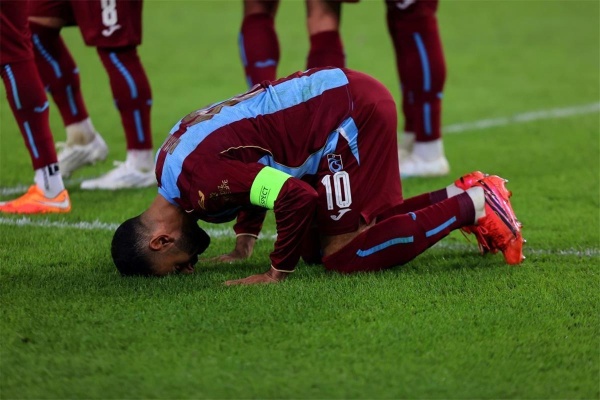متفوق ا على ميسي محمد صلاح يتواجد في قائمة مميزة بعد تألقه مع طرابزون سبور متفوق ا على ميسي محمد صلاح يتواجد في قائمة مميزة بعد تألقه مع طرابزون سبور