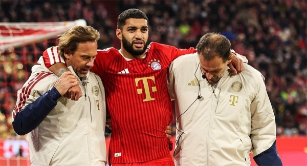 فيديو وسط مخاوف عديدة إسماعيل صيباري يغادر قمة بايرن ميونخ ودورتموند مصاب ا فيديو وسط مخاوف عديدة إسماعيل صيباري يغادر قمة بايرن ميونخ ودورتموند مصاب ا