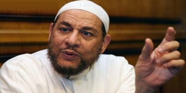 الداعية السلفى أسامة القوصي كاشفا انحرافات الإخوان عصابة تسعي في الأرض فسادا الداعية السلفى أسامة القوصي كاشفا انحرافات الإخوان عصابة تسعي في الأرض فسادا