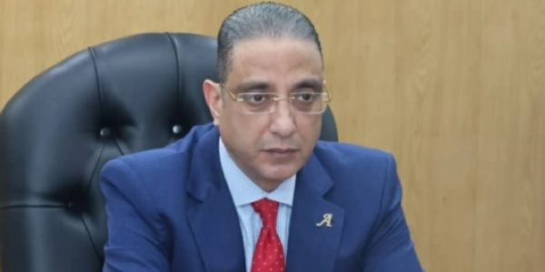 محافظ الجيزة يوجه بتكثيف الرقابة على الأسواق والتوسع فى معارض السلع المخفضة محافظ الجيزة يوجه بتكثيف الرقابة على الأسواق والتوسع فى معارض السلع المخفضة