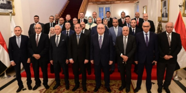 رئيس مجلس الدولة يستقبل وزير المالية والوفد المرافق له رئيس مجلس الدولة يستقبل وزير المالية والوفد المرافق له