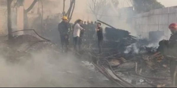 محافظة القاهرة لا يوجد محتجزين أو مفقودين فى حريق عزبة خير الله