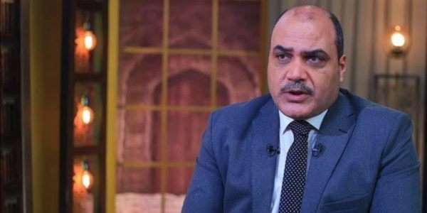 محمد الباز يطرح 10 تساؤلات بشأن تطورات النزاع داخل عائلة الدكتورة نوال الدجوي ويدعو إلى توضيح الحقائق محمد الباز يطرح 10 تساؤلات بشأن تطورات النزاع داخل عائلة الدكتورة نوال الدجوي ويدعو إلى توضيح الحقائق